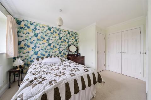 2 bedroom end of terrace house for sale, The Chantry, Headcorn, Ashford