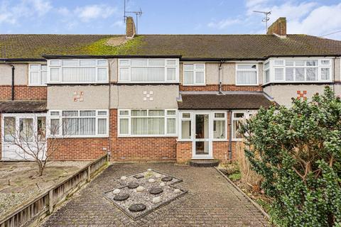 3 bedroom terraced house for sale, Elgin Avenue, Ashford, Surrey, TW15