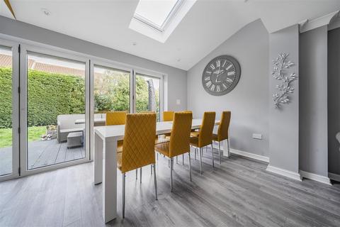 5 bedroom detached house for sale, Freshland Road, Maidstone