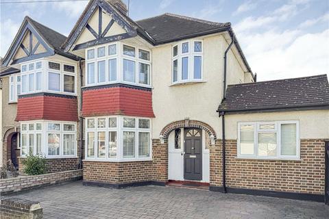 40 Ryecroft Avenue, Twickenham, TW2 6HR