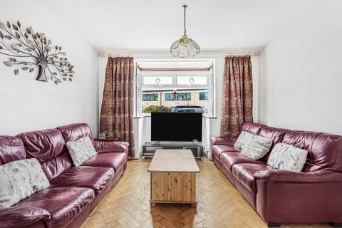 3 bedroom terraced house for sale, Beavers Lane, Hounslow, TW4