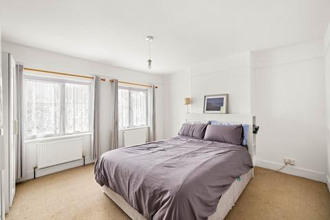 57 Burrow Road, Folkestone, CT19 6DJ