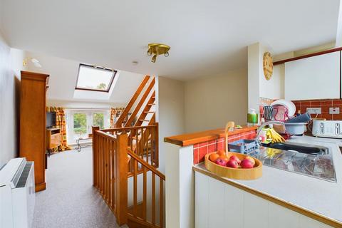 15 Raglan Street, Gloucester, GL1 4AU