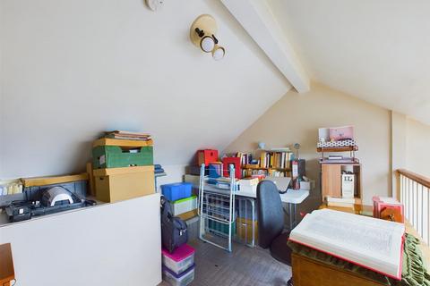 15 Raglan Street, Gloucester, GL1 4AU