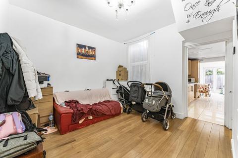 3 bedroom terraced house for sale, Upperton Road West, London, E13