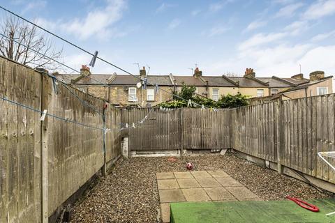 3 bedroom terraced house for sale, Upperton Road West, London, E13