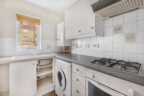 227 Franklin Way, Croydon, CR0 4UY