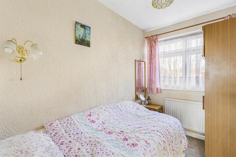 100 Peregrine Road, Sunbury-on-thames, TW16 6JP