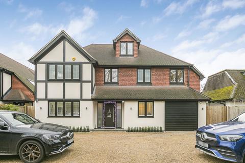 5 bedroom detached house for sale, Oak End Way, Addlestone KT15