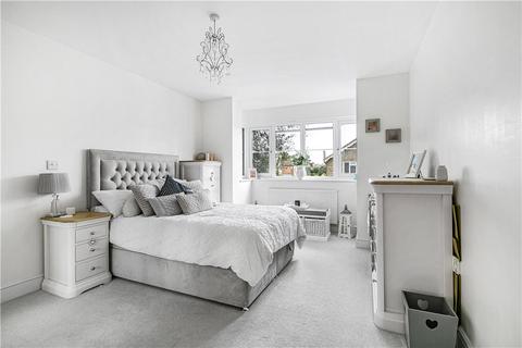 1 bedroom apartment for sale, Ferndale Road, Ashford, Surrey, TW15