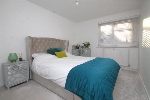 2 bedroom apartment for sale, Laleham Road, Staines-upon-Thames, Surrey, TW18