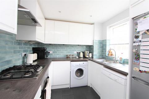 3 bedroom maisonette for sale, Marshall Parade, Woking GU22