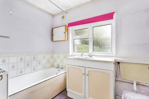 56 Bridge Road, Chertsey, KT16 8LA