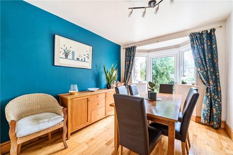 95 Wills Crescent, Hounslow, TW3 2JE