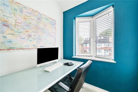 95 Wills Crescent, Hounslow, TW3 2JE