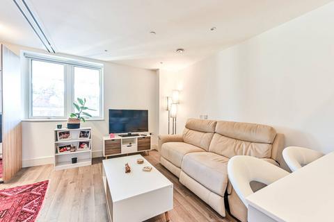 1 bedroom flat to rent, Gaumont Place, Streatham Hill, London, SW2