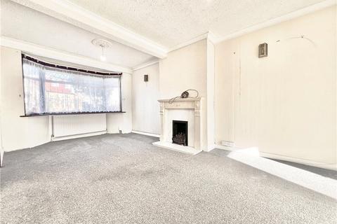 83 Hall Farm Drive, Twickenham, TW2 7PG