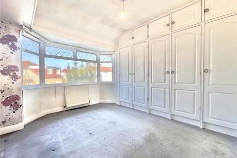 83 Hall Farm Drive, Twickenham, TW2 7PG