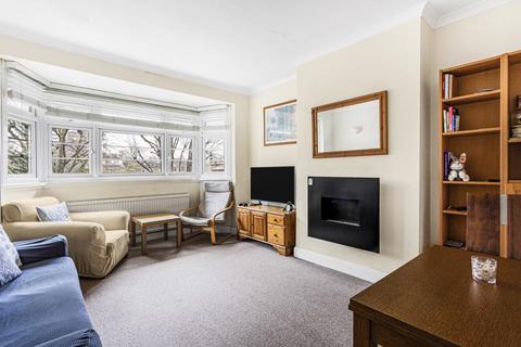 2 bedroom apartment for sale, Harvard Road, Chiswick, W4