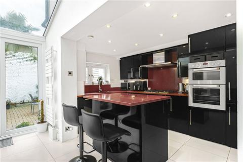 4 bedroom terraced house for sale, Olinda Road, London, N16