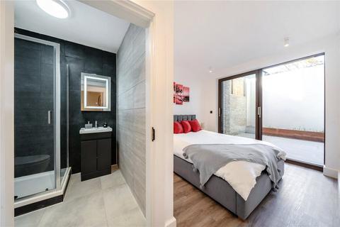 undefined, Michigan Avenue, London, E12