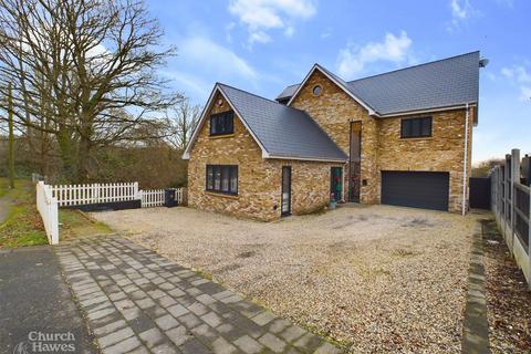 5 bedroom detached house for sale, Colchester Road, Great Totham