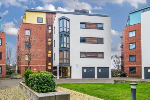 2 bedroom apartment for sale, Southwell Park Road, Camberley GU15