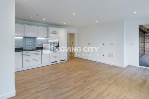 2 bedroom apartment to rent, Highland Street, London E15