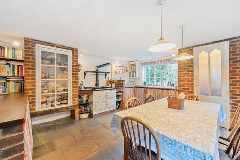 3 bedroom house for sale, The Old Street, Fetcham KT22