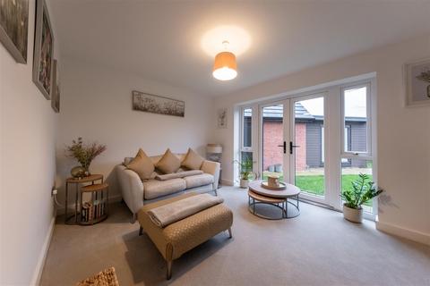 3 bedroom detached house for sale, Mulberry Avenue, Aston