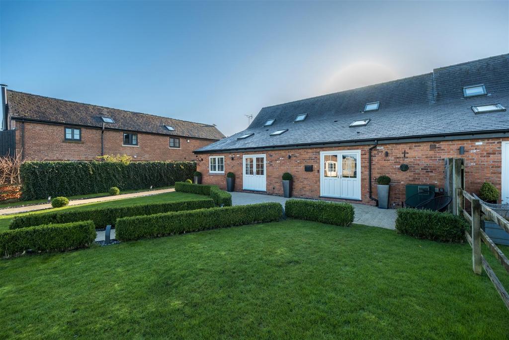 3 Calveley Green Barns-019.jpg