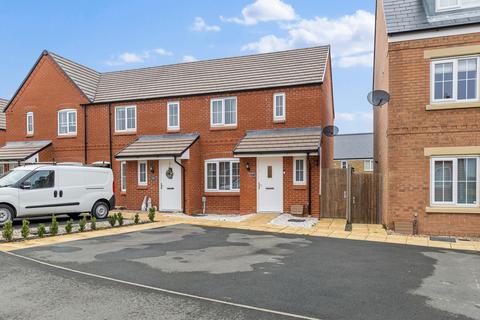 3 bedroom end of terrace house for sale, Otter Street, Rothwell, NN14