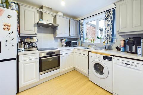 3 bedroom semi-detached house for sale, Stanbury Mews, Hucclecote, Gloucester