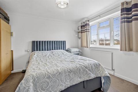 1 bedroom end of terrace house for sale, Snowdon Close, Eastbourne BN23