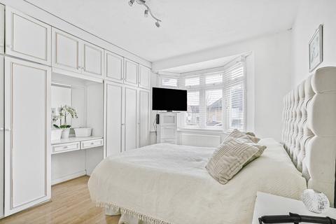 4 bedroom end of terrace house for sale, Cromer Road, London, SE25