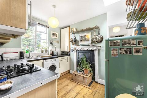 1 bedroom apartment for sale, Broadway Market, London, E8