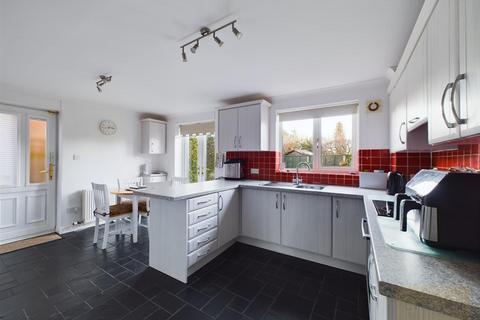 4 bedroom detached house for sale, Morley Avenue, Churchdown