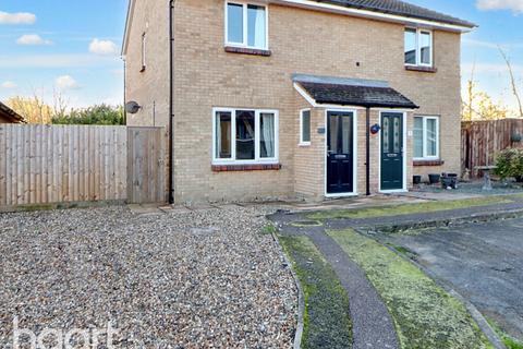 3 bedroom semi-detached house for sale, Little Meadow, Bar Hill