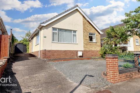 2 bedroom detached bungalow for sale, Abbot Road, Bury St Edmunds