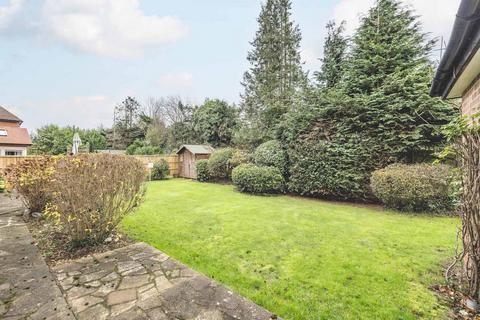 4 bedroom detached house for sale, Hamilton Gardens, Burnham SL1