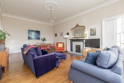 4 bedroom flat for sale, East Claremont Street, New Town