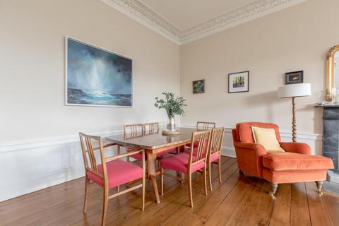 4 bedroom flat for sale, East Claremont Street, New Town