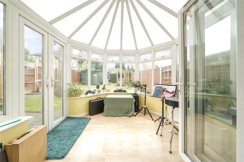 10 Alterton Close, Woking, GU21 3DD