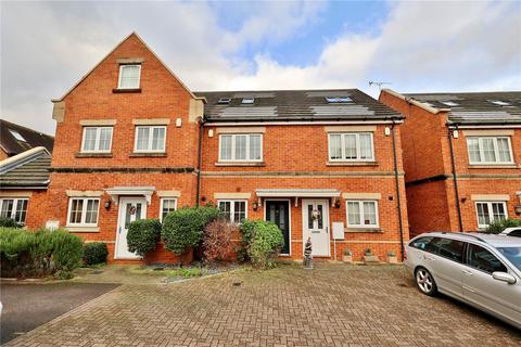 Derisley Close, Byfleet, West Byfleet, Surrey, KT14