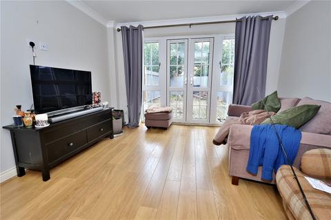 16 Derisley Close, Byfleet, West Byfleet, KT14 7QA