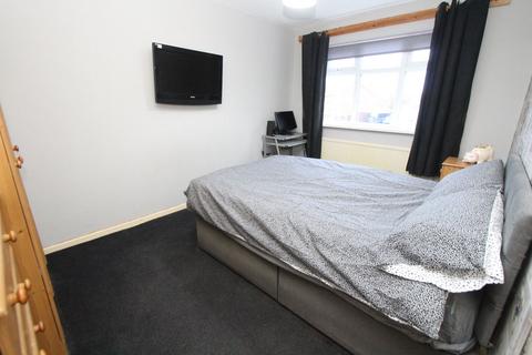 34 Roach Close, Brierley Hill, DY5 1LR