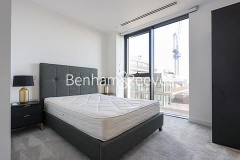 2 bedroom apartment to rent, Gauging Square,  Wapping E1W