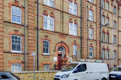 1 bedroom apartment for sale, Elliotts Row, London SE11