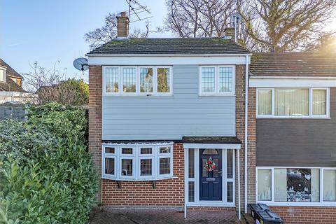 3 bedroom semi-detached house for sale, Stansted Close, Billericay, Essex, CM11