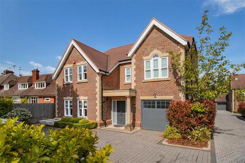 6 bedroom detached house for sale, Spencer Close, Radlett, Hertfordshire, WD7